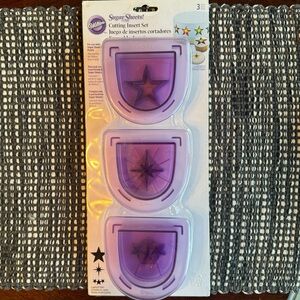 Wilton Sugar Sheets Cutting Insert Set - 3 piece Layered Stars